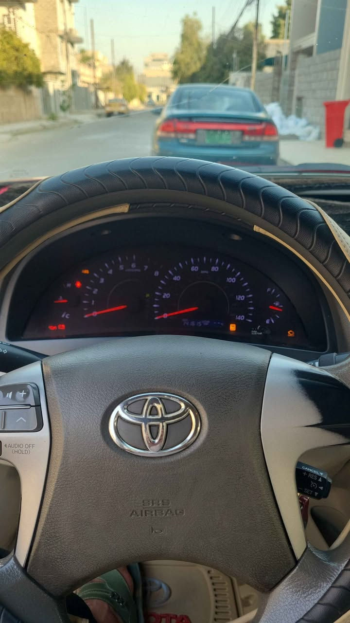 � للبيع: تويوتا كامري 2010 

🔹 رقم مسطره وهزه جديد سياره باسمي 
🔹 كشن جلد 
🔹 كشن كهربائي
🔹 محرك 2400 المرغوب 
🔹 تحكم ستيرن 
🔹 منظومه لايت 
 🔹️ فتحته سقف سلايت 
🔹️طخم تاير جديد 
🔹️ويل كروم 
🔹️ سياره خير من الله دهن وبانزين 
🔹️صدر امامي وخلفي كله جديد 

🛠 الحالة:

 بدون حادث فقط سرقه جاملغ الامامي بمريكه 

💰 السعر: 1٢٣ 
📍 الموقع: موصل – نينوى 
📞 رقم الهاتف: *********** موصل, نينوى
