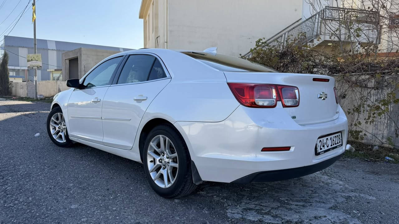 Malibu 2016
Lt وارد امريكي
مكينة ٢.٥
مواصفات 
سلايد و شغال و قاصة
كير و محرك بشرط
١٤٤ الف كيلو ماشي
بونيد و جاملغ تبديل بلادي

مكان: اربيل
سعر: ١١٢


**إذا كنت صاحب هذا الإعلان وتريد حذفه لأي سبب، رجاءا أرسل رسالة إلى الدعم الفني**