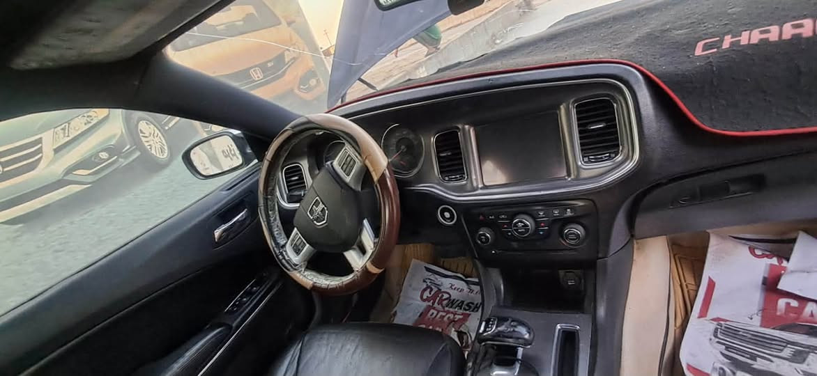 سلام عليكم 14جاهزه من كلشي رقم بغداد ومكانها بغداد السعر 135باقي تفاصيلها الاتصال بل رقم *********** مكلف بل نشر
