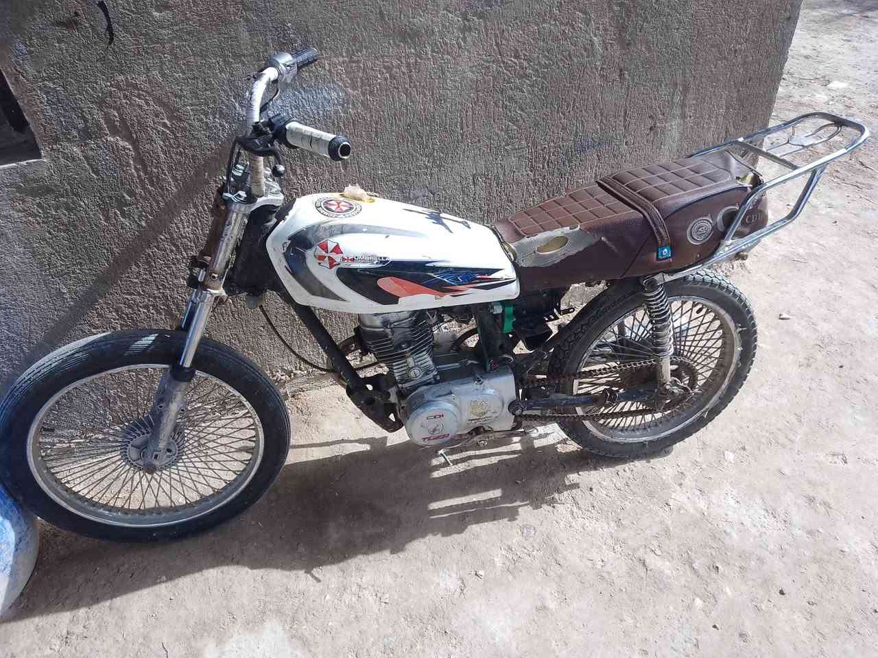 سلام عليكم دراجه تايكر ربعه كير موديل 19بدون اوراق دراجه بيع كوم حديد نقصه بريك خلفي سعر 175وبيه مجال بصيط مكاني بغداد جسر الفرنسي


**إذا كنت صاحب هذا الإعلان وتريد حذفه لأي سبب، رجاءا أرسل رسالة إلى الدعم الفني**