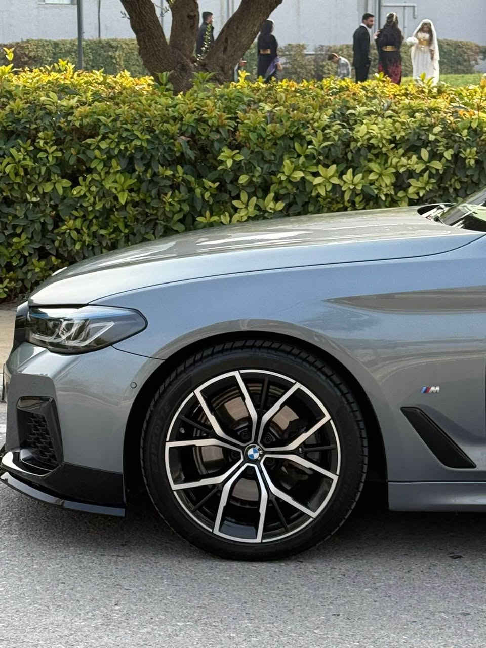 السلام عليكم 

‏ 2021  series 5 bmw  🇩🇪🇩🇪🇩🇪 black edition

السياره مواصفات ال m بلادي فول 

#انسب سعر 
#سعر بلاش 

وارد الماني ولون مميز وكلين تايتل دبل سويج 

🛑 فتحه سلايت 
🛑اناره داخليه متعدده الوان
🛑 رادار امامي جانبي ٣٦٠ درجه 
🛑 شاشه كبيره 
🛑 اوتو هولد اوتو ستوب
🛑 كاميرا خلفيه 
🛑 بردات عدد ٥ بيلادي
🛑 سترين وكت m 
🛑 صندوك كهرباء 
🛑 هند بريك بصمه 

✅ كفاله من الصبغ 

ماشيه ٦٠  الف بشرط بدون اي خلل مكينه كير حداديه صدر كله جاهز 

رقم اربيل بشرط التحويل 

مكانها اربيل 

السعر ٣٢٠ 💵💵  ورقه وسعرها جداا مناسب لهيج سياره 

☎️ *********** أربيل, العراق
