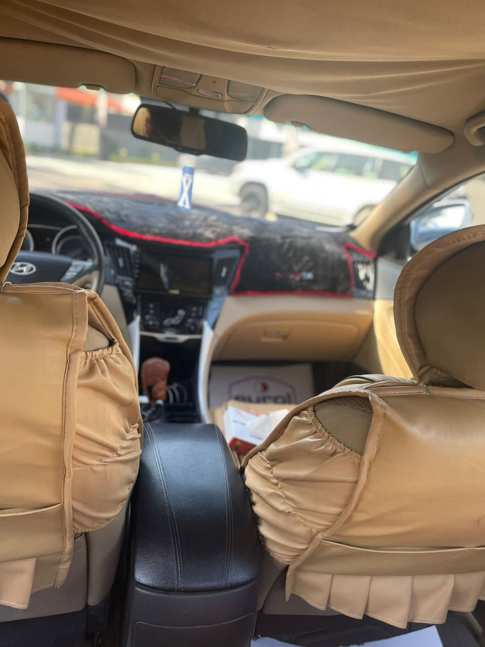 سوناتا2011خليجي ماشيه حقيقي165الف تحكم جهتين سماعات انفنتي مري شفط بيهه صبغ قطعتين وشويه بلجاملخ والباب السايق اثر دحجه بسيطه وصبغتهن على ايدي درجه أولى محرك وكير بحاله جيده منضومه تبريد كلهه جديده ويل بلادي وتخب اطارجديد والباتري هم جديد صدر جديد أذاين مال محرك جديد ادامه كامله بلكات تخم اصلي ع رقم الشاصي ادامه منضومه البانزين تراي بشرط وين ماتريد كهربائيات كلهه شغاله سياره مال جني أي نقص مابيها مكاني بغداد حي العامل رقم التلفون
***********
***********
