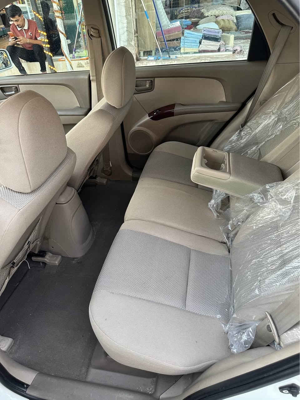 کیا سبورتج ٢٠٠٩
السیارة فوول مواصفات سلاید و شاشة و کامرة امامي شاشە car play.  بیها بونیت بخ و جاملخ سکن بدون دواخل ابد
ماشیة ٢٢٥الف کیلو السیارة خلیجیة باقي نضیف داخل و خارج مابیها نواقص أي شیء 
مکان السیارة کرکوك 
سعر ١١٢$وبیها مجال…
.
.
.
کیای سپۆرتاج ٢٠٠٩
فوول مواسەفات سڵاید و شاشە ئایپاد و کامێرای دواوە بۆنیتی بۆیاغ کراوەتەوە و چاملخی سەکنی گۆڕاوە بەبێ ناوگرتن ٢٢٥هەزار ڕۆشتووە زۆر پاک ماوەتەوە ناو غورفەی و دەرەوەی مەسرەفی نییە
شوێنی سەیارەکە کەرکوکە
نرخی ١١٢$ مەجال…
***********
*********** كركوك, العراق
