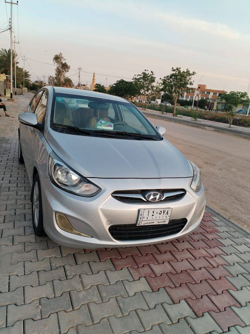 سلام عليكم.اكسنت للبيع موديل 15 

مكينه 1400 بيه قطعتين صبغ 
السعر 85 اوبيه مجال 
*********** نجف مشخاب
