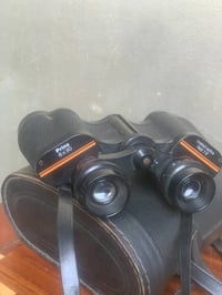 ناضور عسكري قديم صناعة كوري حجم 8/ 30 نضيف جداً بعلبتة الأصلية 0771439...