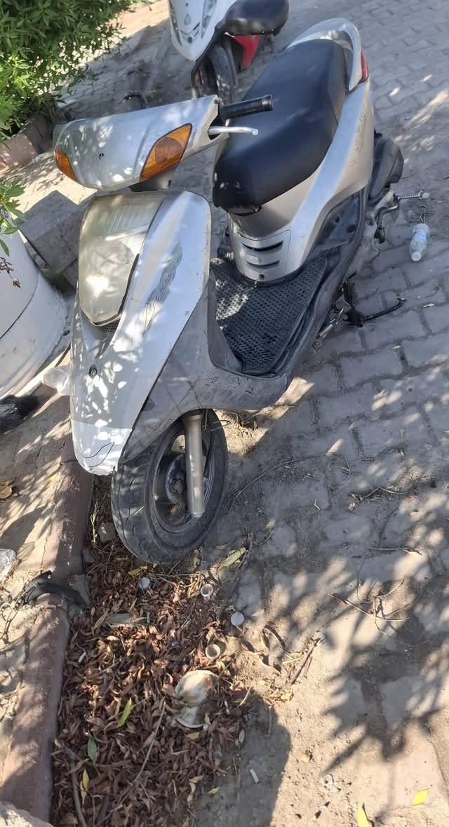 سلام عليكم بريز كابريتر دراجه نظيفه بغداد شعله سعر ٦٠٠ وبيهه مجال بصيط ***********
