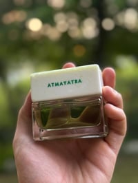 عطر ايطالي • تركيز ٣٥% • ريحة غريبة
