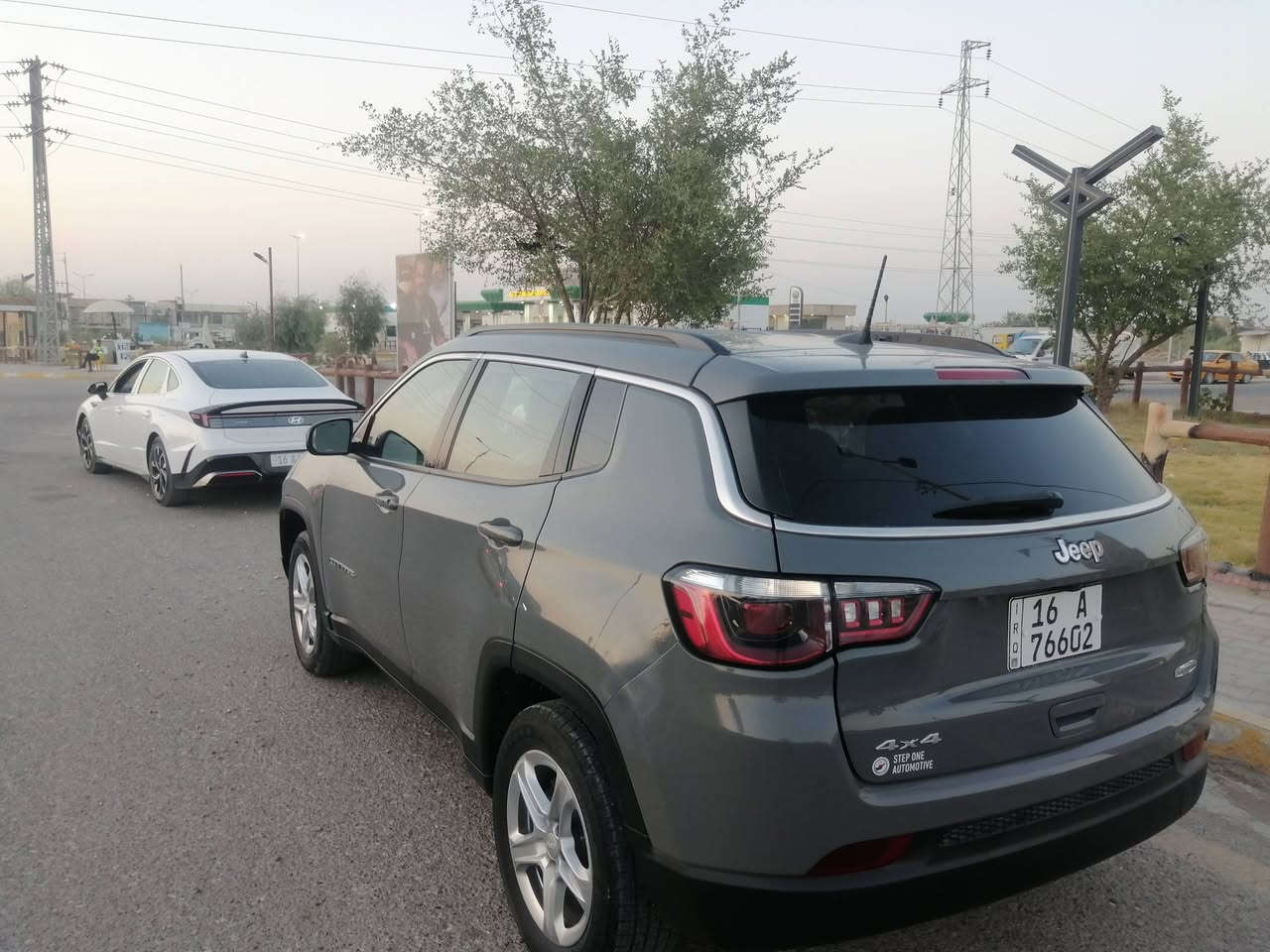 للبيع  2023 Jeep Compass, Latitude

ماشية 14 الاف  

الضرر // كما موضح في الصور مامبدل بيه اي قطعه كلهن مراجعات بارد 

المواصفات

اللون  سمنتي 

محرك 2.0 توربو بقوة (200 حصان)

دفع رباعي  AWD

4 وضعيات قيادة

مساعدة على النزول من المنحدرات

اوتو ستارت

تبريد  قطعتين

بصمة دخول ذكي

هند بريك دكمة

لايت عالي ناصي لد ابيض

شاشة لمس

كامرة خلفية دوار

حساسات خلفية

كشنات جلد 

فول تحكمات استيرن

رادار امامي

رادار جانبي نقط عمياء

المحافظة على المسار

اشاير بلمري

السيارة جاهزة ومابيها نقص.  
السعر : 155وبيه مجال

الرقم :078‪73537649


**إذا كنت صاحب هذا الإعلان وتريد حذفه لأي سبب، رجاءا أرسل رسالة إلى الدعم الفني**