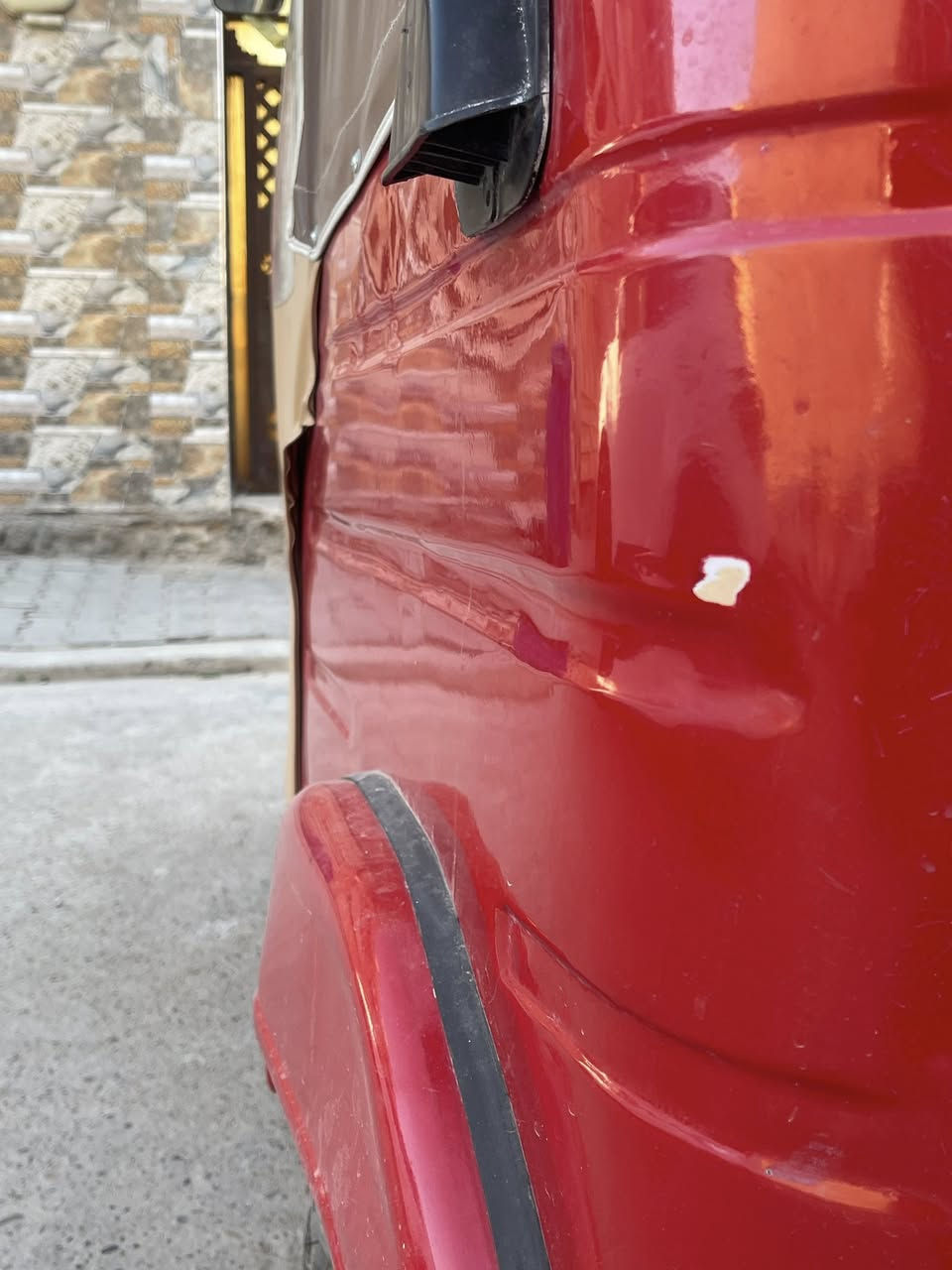 السلام عليكم تكتك موديل 2018اوراق أصوليه 7اوراق شرط الترقيم مكينه مال عشرين مجفته صَاࢪ يومين يعني بعدها على السحك امانه الله كله شركه كهربائيات كلها شغاله التكتك مصبوغه عام للجماليه السعر 3900وبيها مجال مكاني الامين الثانيه الهاتف ***********
