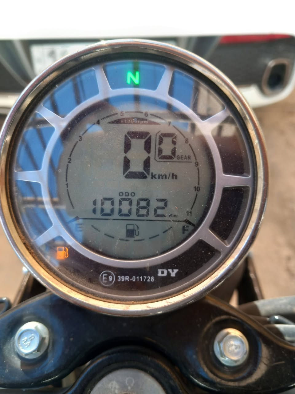 السلام عليكم
للبيع دراجة دايوان لاتي 
محرك 200cc
مابي أي نقص 
ماشي 10000
للأستفسار عالخاص او عالرقم
***********
