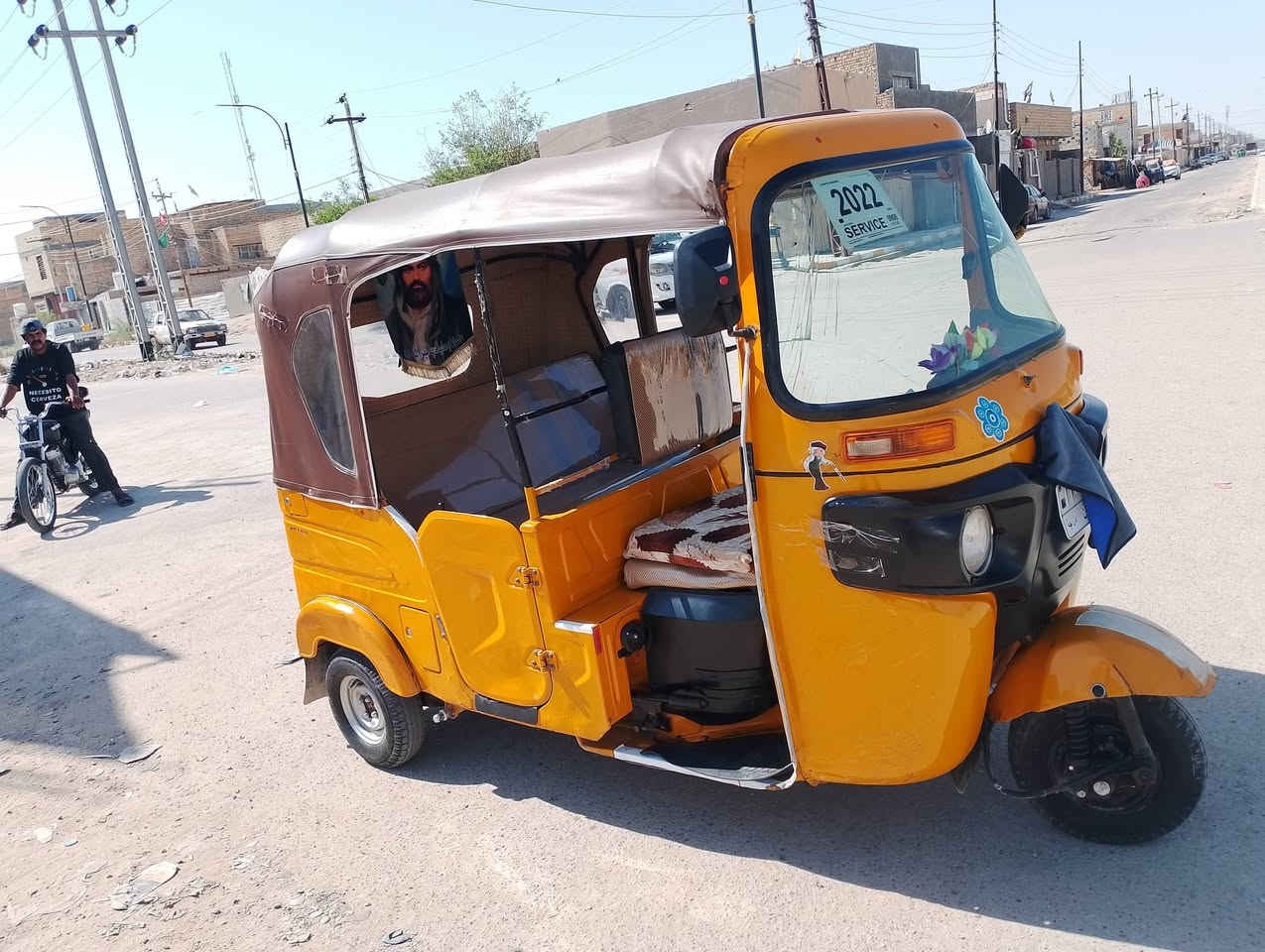 تكتك للبيع 22شهر 11رقم ميسان بيه طخات بصيطه مكاني الرفاعي السعر 8 وبيه مجال للشراي ***********
