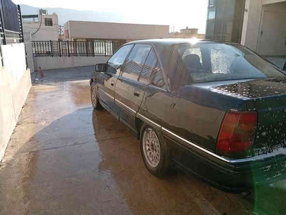 اوميكا موديل 1993 عام سعر35 وه وه قة ئو مجال تلفون *********** دهوك
