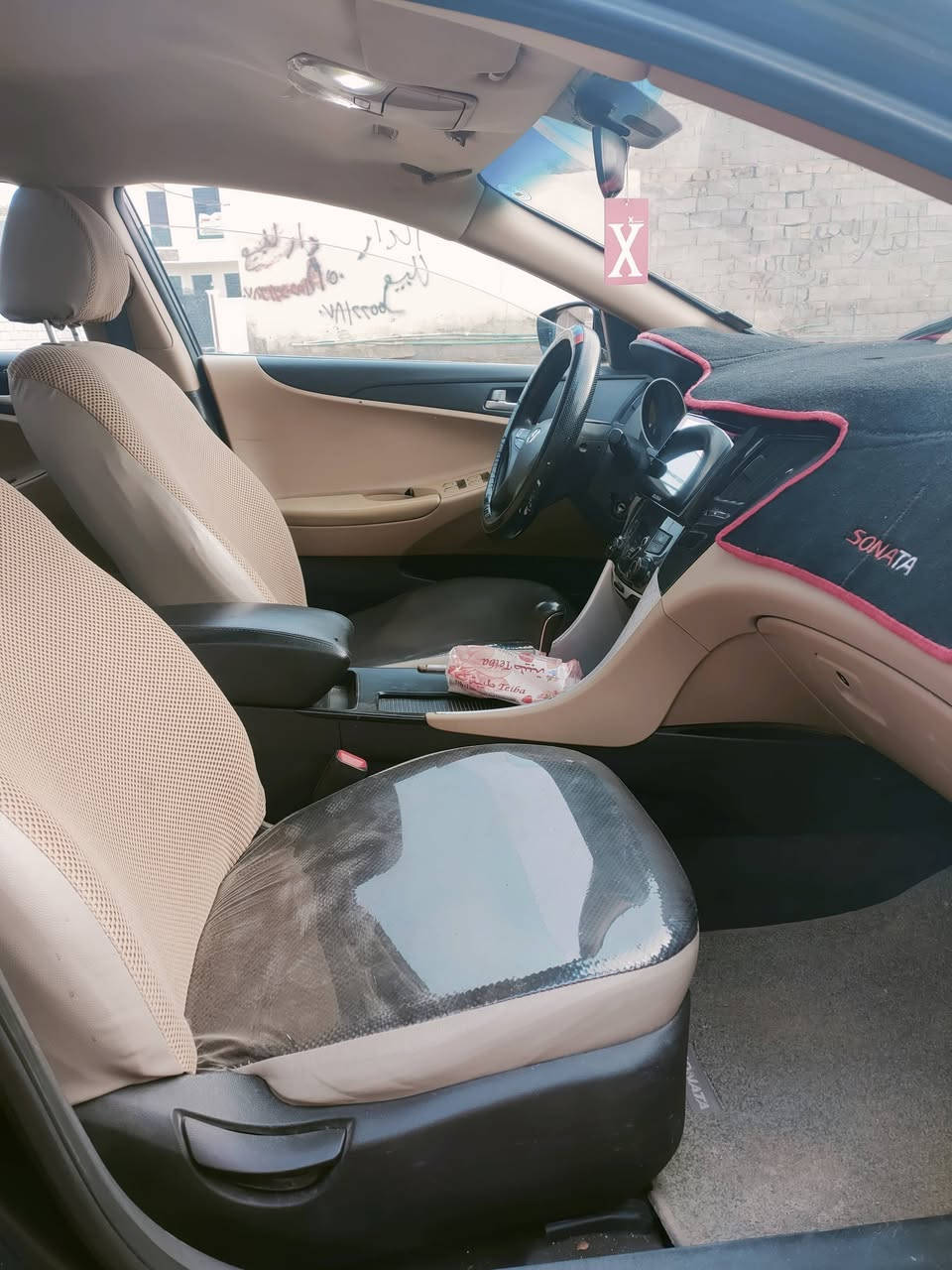السلام عليكم السياره سوناتا الموديل 2011 صاحب السياره ديوانيه رقم صاحب السياره***********
