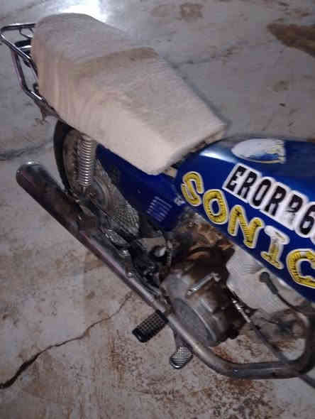 ماطور للبيع  4 كير مثل واضح بالصوره سعر 250بي مجال بسيط رقم ***********
