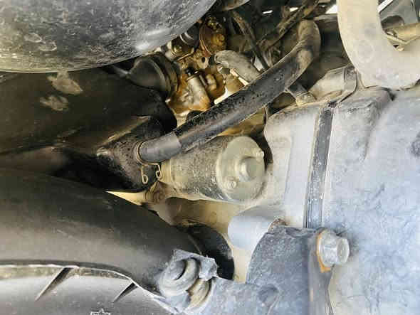 ماكس عدلة للبيع 
كلها ختم واحد مكينة ٤٩ بلاد ممفتوحة جيب فيتر وافحص سعر 700 وبيها مجال حك جيتك. 
المكان ديالى بعقوبة قريب ع فلكة الأمين وياها ورقة بس ما اعرف شنو الاستفسار على رقم ***********
