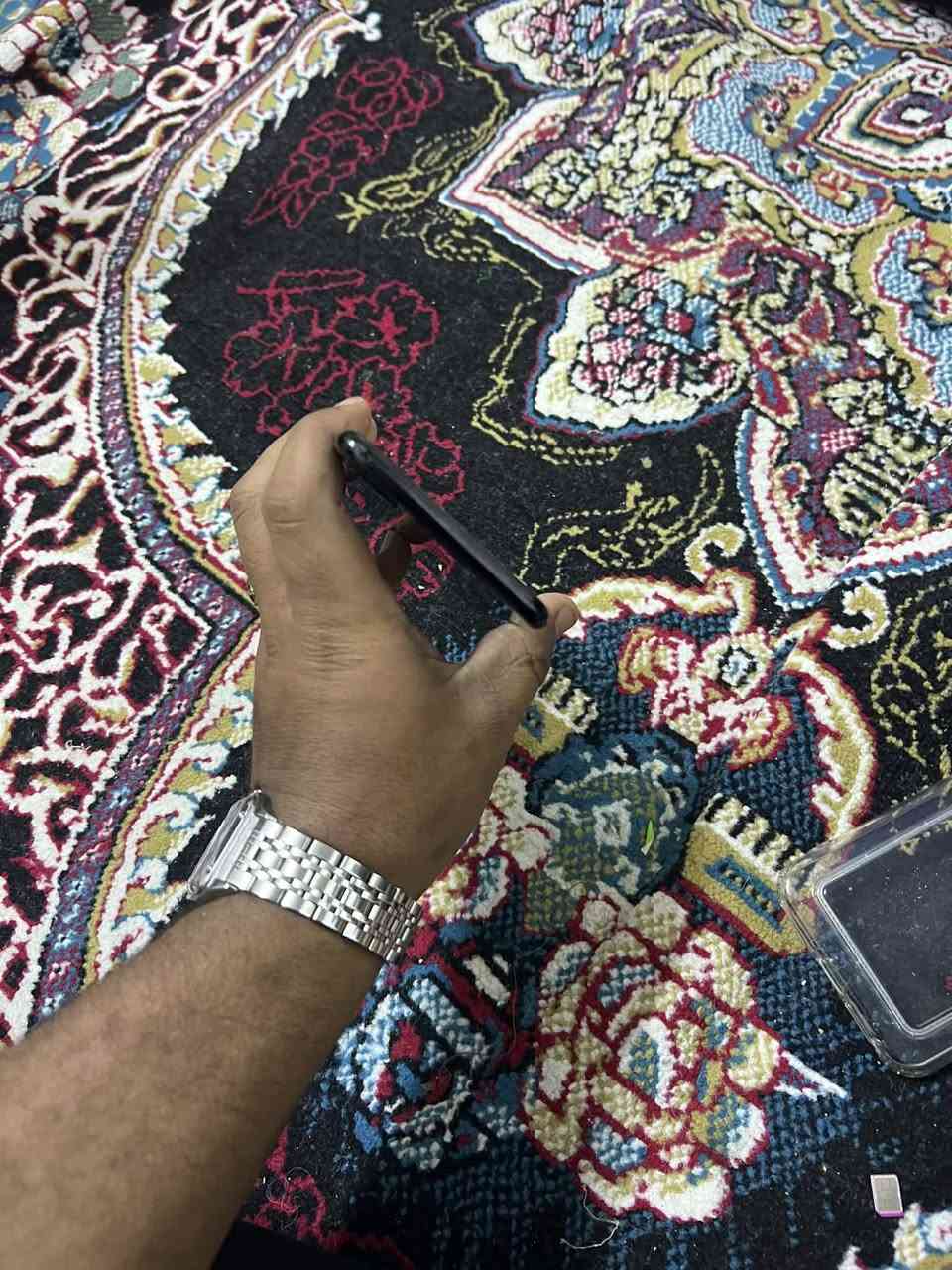 السلام عليكم ايفون 7 بلاص للبيع او مراوس 128كيكه جهاز شخط مابيه بصمه شغال حيل حلو ***********
