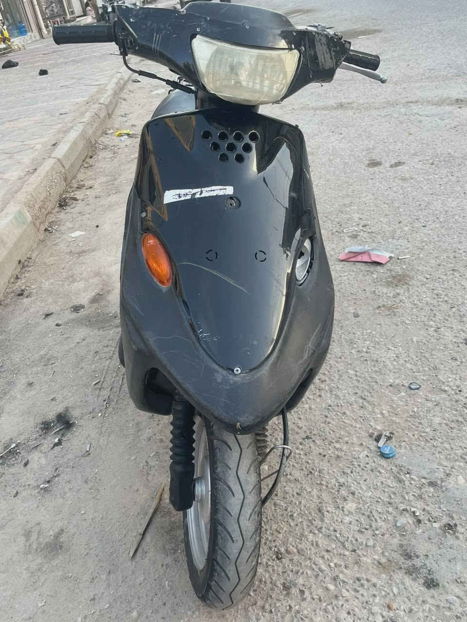 سلام عليكم درجه بيجي للبيع كامله مكينه ناعمه خير من الله لايت هورن اشاير كهربائات شغله عوزه باتري مكاني ناصريه مركز سعره 180 وبيه مجال مستعجل علئ بيعه وهذا رقمي ***********
