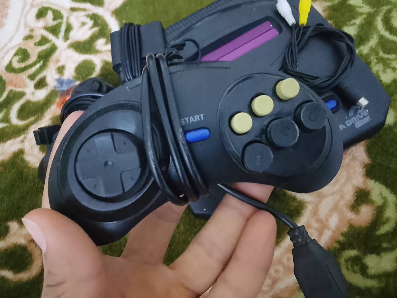 SEDAAللبيع
نضيفة كلش كاملة ملحقات بيهة 20لعبة 
سعر 25بيهة مجال


**إذا كنت صاحب هذا الإعلان وتريد حذفه لأي سبب، رجاءا أرسل رسالة إلى الدعم الفني**