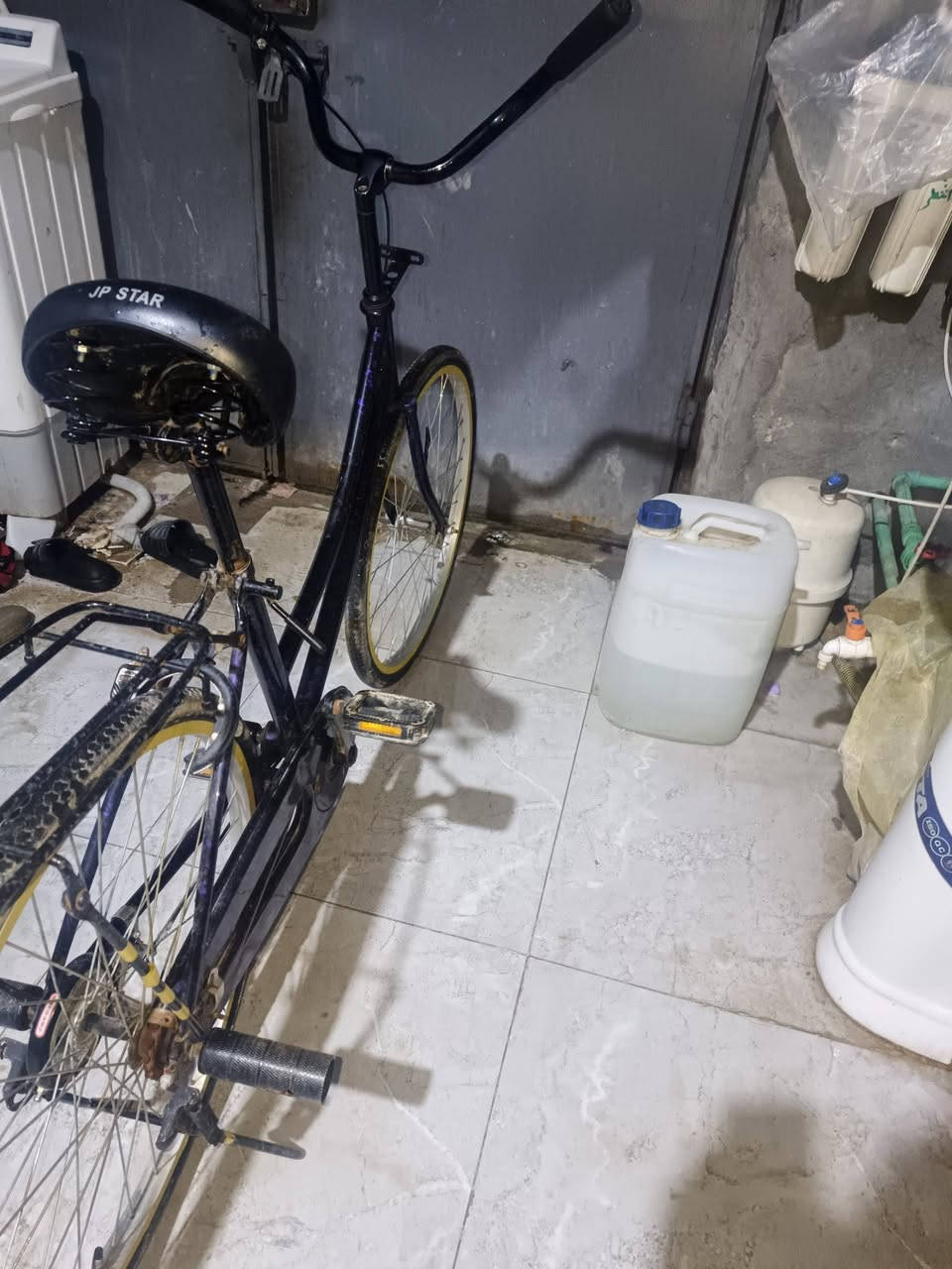 بايسكل للبيع مختم كله كامل مابيه نقص برغي وياه جاملاغته السعر 120 وبيه مجال مكان حي الفداء الناصريه


**إذا كنت صاحب هذا الإعلان وتريد حذفه لأي سبب، رجاءا أرسل رسالة إلى الدعم الفني**