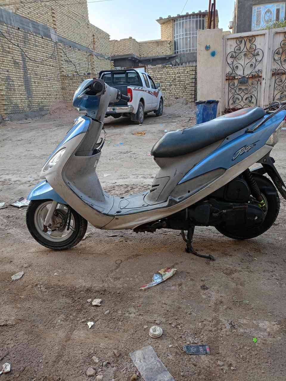 يا ألله مصلي علئ محمد وال محمد شباب دراجه ماكس منغولي للبيع دراجه بلاد كداكم لاتكلي شبيه الدراجه حاويه كلشي مابيه جيب وياك مصلح المكينه ناعمه كلش تجي وتشوف بعينك والله لوما شغلي بصف بيتنه فلا ابيعه سعره  950وبيه مجال بسيط رقمي ‏‪0782 428 1529‬‏
