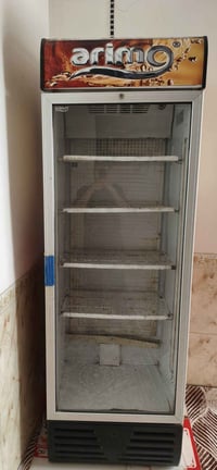 ثلاجة عرض • شغالة • ديوانية