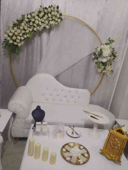 سلام عليكم 
عرض لفتره محدوده 
كوشه خطوبه  عقد قران. حنه .عرس. ختان طهور .عيد ميلاد 
السعر 50الف شامل نقل وشد داخل المحاويل 
العنوان محاويل حي العسكري مقابيل مجمع بشير الاوربي 
التواصل *********** واتس او الاتصال 
عروض  هواي اختار وباقي علينه وأسعار مناسبه
