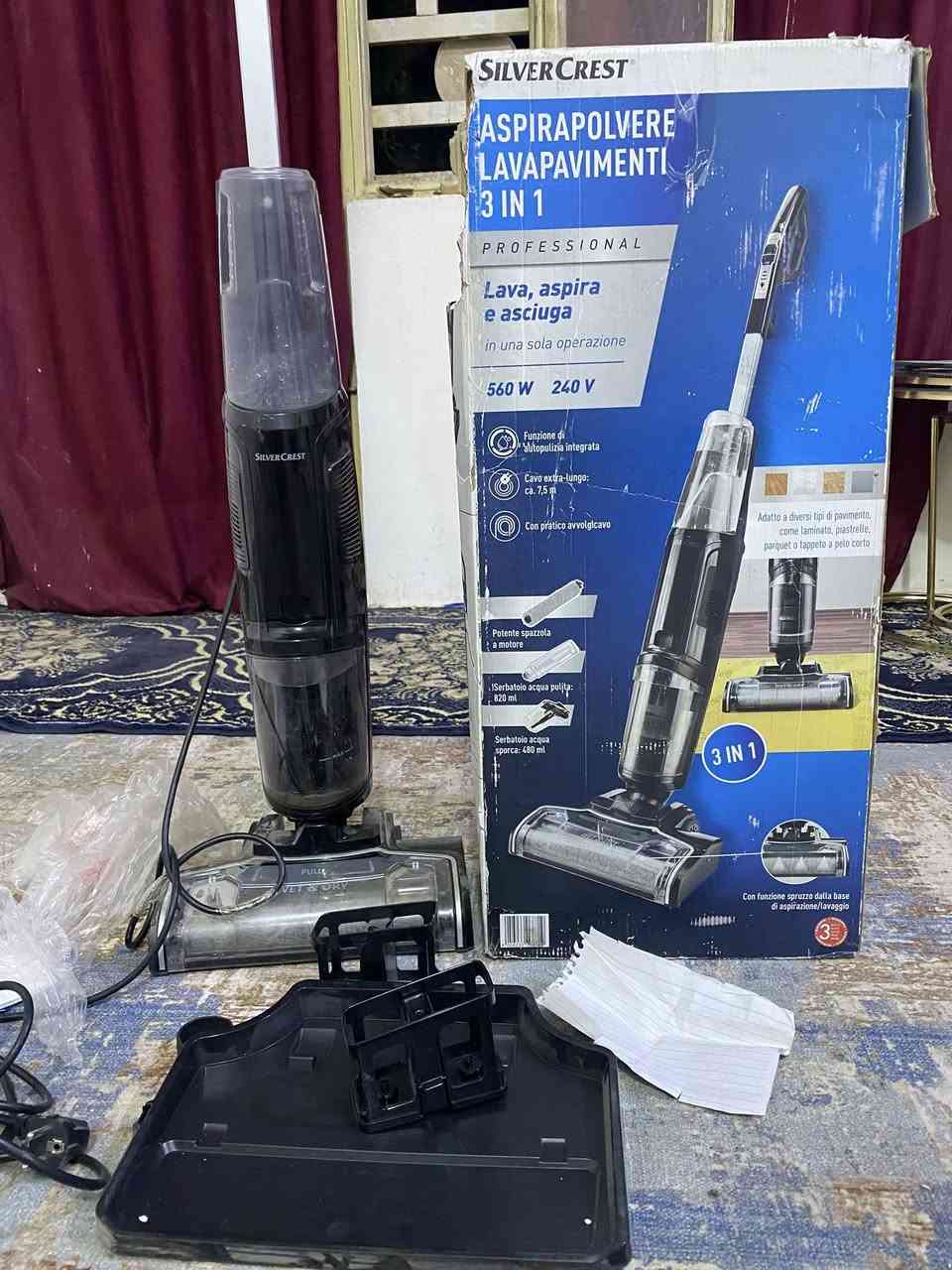 السعر 100الف قفل. الجديده سعرها 200 الف. مستخدمه كلش قليل. بعدها جديده 

هذه مكنسة وممسحة أرضيات سلفر كرست (SilverCrest) 3 في 1، جهاز متعدد الوظائف لتنظيف الأرضيات الصلبة والسجاد. 
الوظائف: تغسل، تكنس، وتجفف الأرضيات في خطوة واحدة.
المواصفات: قدرة كهربائية 560 واط، وتعمل بجهد 240 فولت.
المميزات: تحتوي على وظيفة تنظيف ذاتي مدمجة، وفرشاة قوية بمحرك، وكابل طويل بطول 7.5 متر.
السعة: سعة خزان المياه النظيفة 820 مل، وسعة خزان المياه المتسخة 480 مل.


**إذا كنت صاحب هذا الإعلان وتريد حذفه لأي سبب، رجاءا أرسل رسالة إلى الدعم الفني**