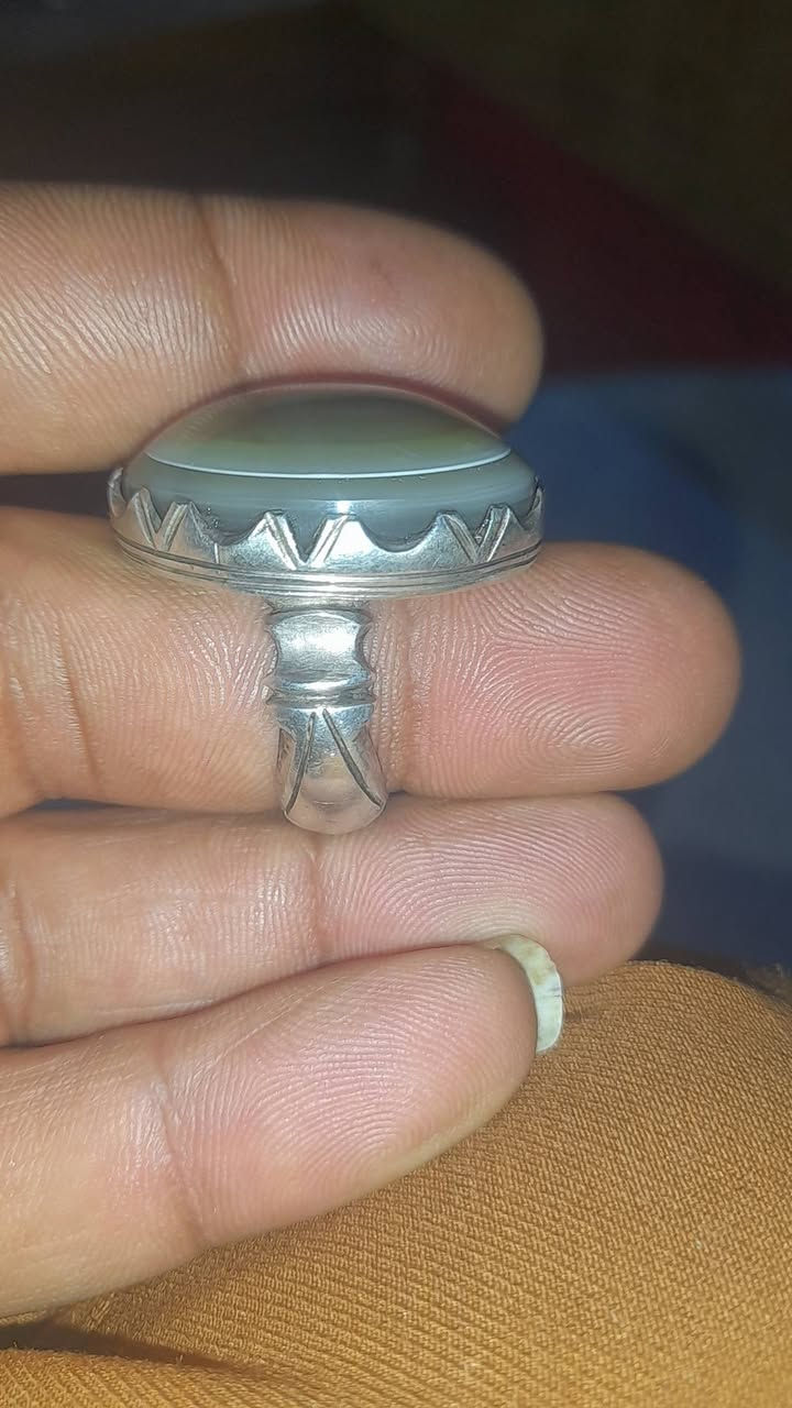 السلام عليكم 
جزع يماني بقراني  محبس قمه الروعه 
قالب ثقيل فضه خالص
للبيع ب١٣٠ مكاني البصره


**إذا كنت صاحب هذا الإعلان وتريد حذفه لأي سبب، رجاءا أرسل رسالة إلى الدعم الفني**