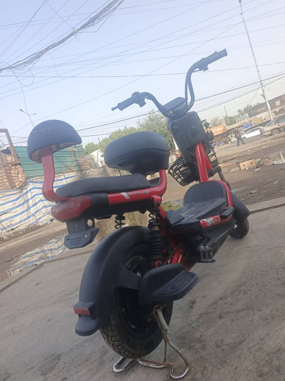 دراجه شحن موديل 2025 جديده اربع بطاريات ملف 350 نضيفه شوفت عينك رايدها 250 وبيها مجال حك الجيه مكاني بغداد الغزاليه رقمي ***********

