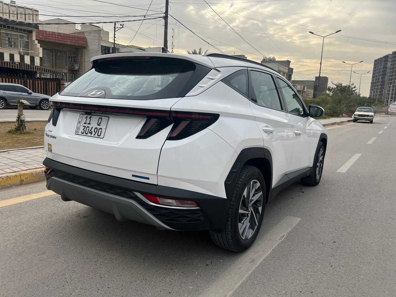 للبيع توسان 2024خليجي
داخل ابيض رقم بغداد مكفول كفاله عامه  
ماشيه 25 
مود درايف 
سايد بريك دكمه 
اوتو هولد
حساس امامي
حساس خلفي
كامره متحركه 
تشغيل عن بعد
مقاعد اماميه كهرباء 
تبريد قطعتين
لايت متحرك
بردات خلفيه 
اريل نفكيشن
مكان السياره  بغداد / الحرية شارع ٣٠
السياره ع وضع الشركة 
السعر 218

***********
