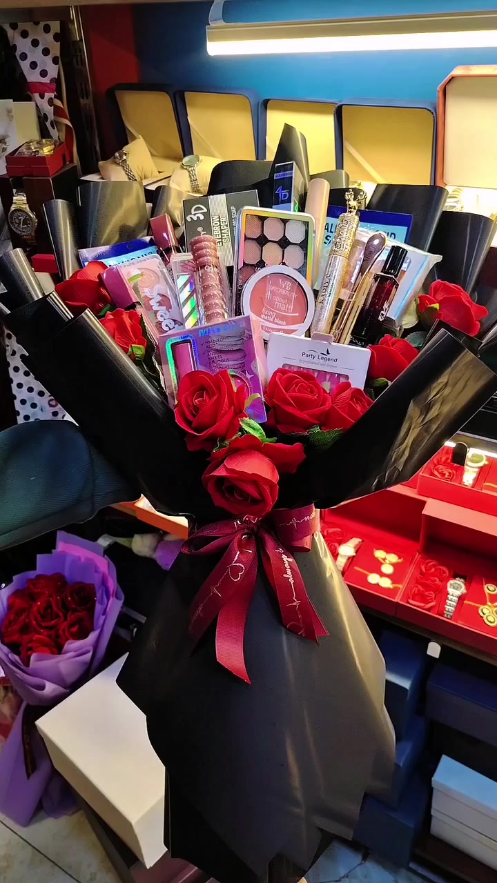 بوكي ورد ومكياج توصيل فقط داخل العراق 🥺💙


**إذا كنت صاحب هذا الإعلان وتريد حذفه لأي سبب، رجاءا أرسل رسالة إلى الدعم الفني**