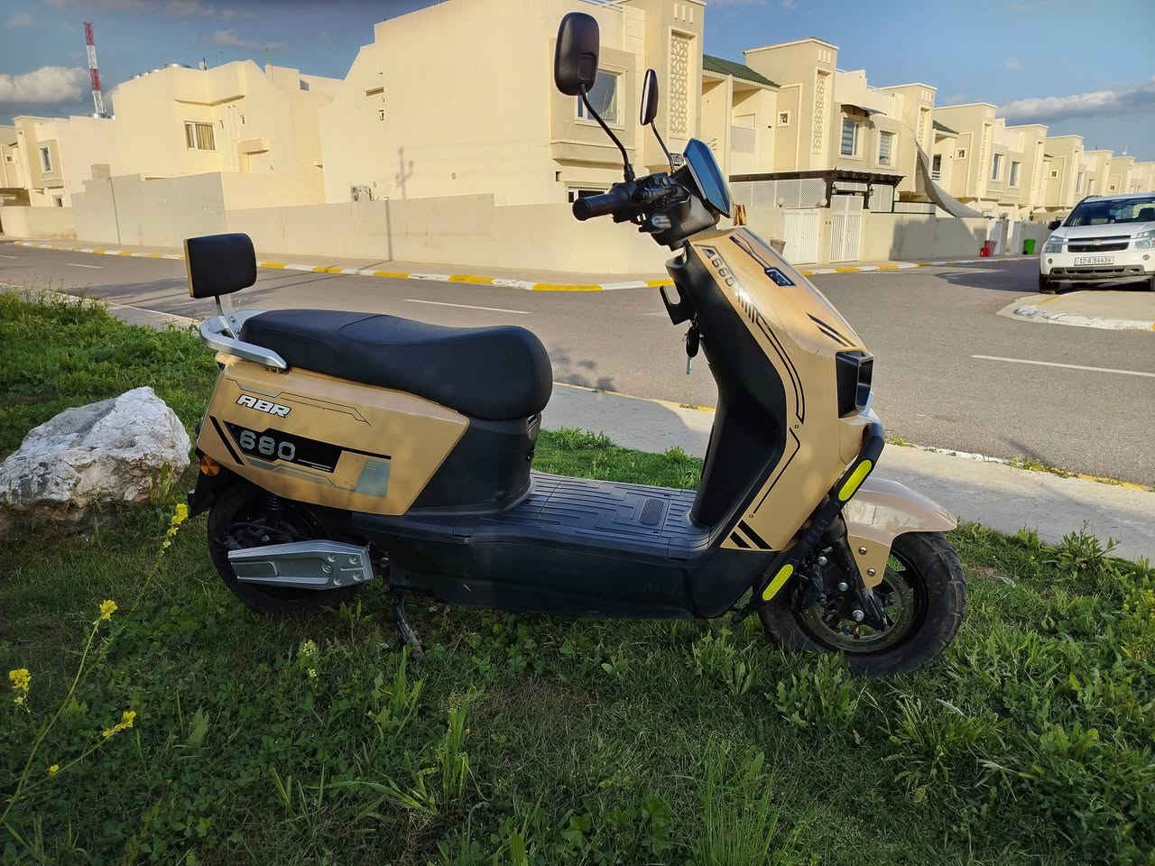 ماطور شحن للبيع
موديل 680 ABR

2025

جديد استعمال قليل

فول مواصفات

لون مميز

دبل سويج تحكم وتشغيل عن بعد

دبل إشارة

مانع سرقة نظام حماية

عالي ناصي 

بطاريات شرط الفحص 

***********
