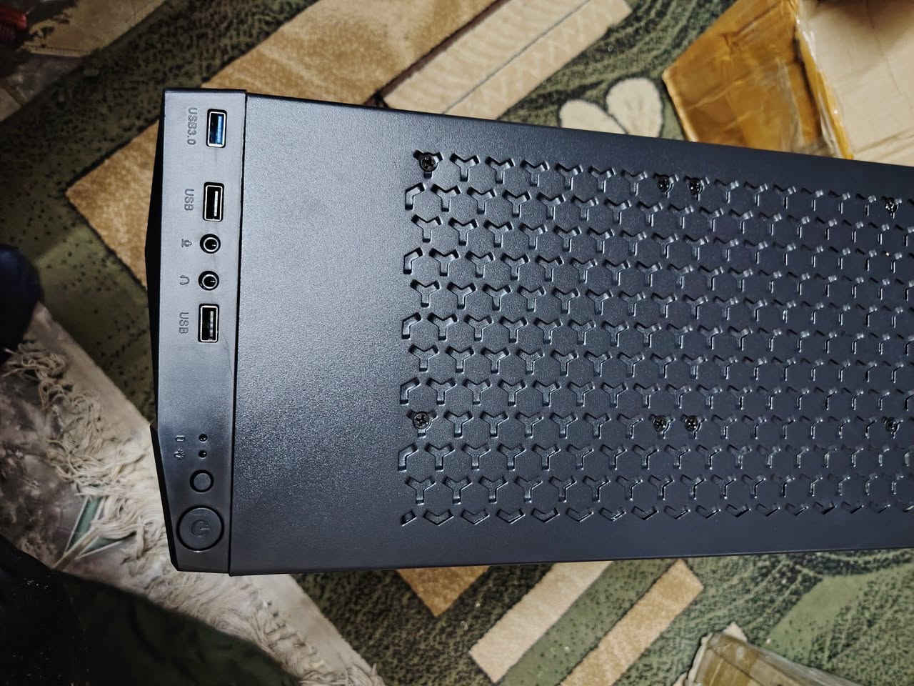 متوفر كيس فارغ  مع 6مراوح


**إذا كنت صاحب هذا الإعلان وتريد حذفه لأي سبب، رجاءا أرسل رسالة إلى الدعم الفني**