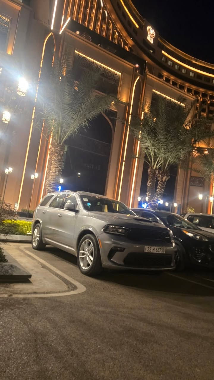 دوج دورنكو Gt plus موديل 2021 خليجي شركة هارلم مكفولة كفالة عامة من الصبغ والشخط عدا رصعة صغيرة بالجامرلغ الأمامي واضحة بالصور من ضمن المنشور معدلها بطريقة pdr اي نقص ما بيها 
ماشية 71 الف ميل
رقم اربيل بأسمي 

🟥 السعر ٢٩٥ ورقة بيها مجال بسيط حق العملة 

مواصفات Gt plus 
3 شاشات 
رادار خلفي وجانبي 
دخول ذكي 
كشنات جلد تدفئة مع المقود 
فتحة سقف 
ويل حجم 20 
شاشة كبيره 
كاميرا دوارة 
السيارة جدا جديدة 
ماخذيها زيروا على ادينا 
صيانة وتبديل دهن كله بشركة هارلم  
سلايت ( فتحة سقف )
رادار جانبي ( نقطة عمياء )
شفتات
كشن خزن ميموري
صندوق كهربائي 
مرايات قلابة مع البك 
حساسات 
ستيرن تدفئة وتحكم كهربائي 
اشاير مري
ماسحات أوتو مع المطر
شاشة كبيرة أبل كار باي واندرويد اوتو
وضعيات قيادة سبورت وايكو
أوتو ستارت ستوب ( إطفاء ذاتي ) 
تشغيل عن بعد 
ستيرن رياضي على شكل حرف D

للاستفسار الاتصال على الرقم 
***********
عنوان السيارة ديالى بعقوبة
