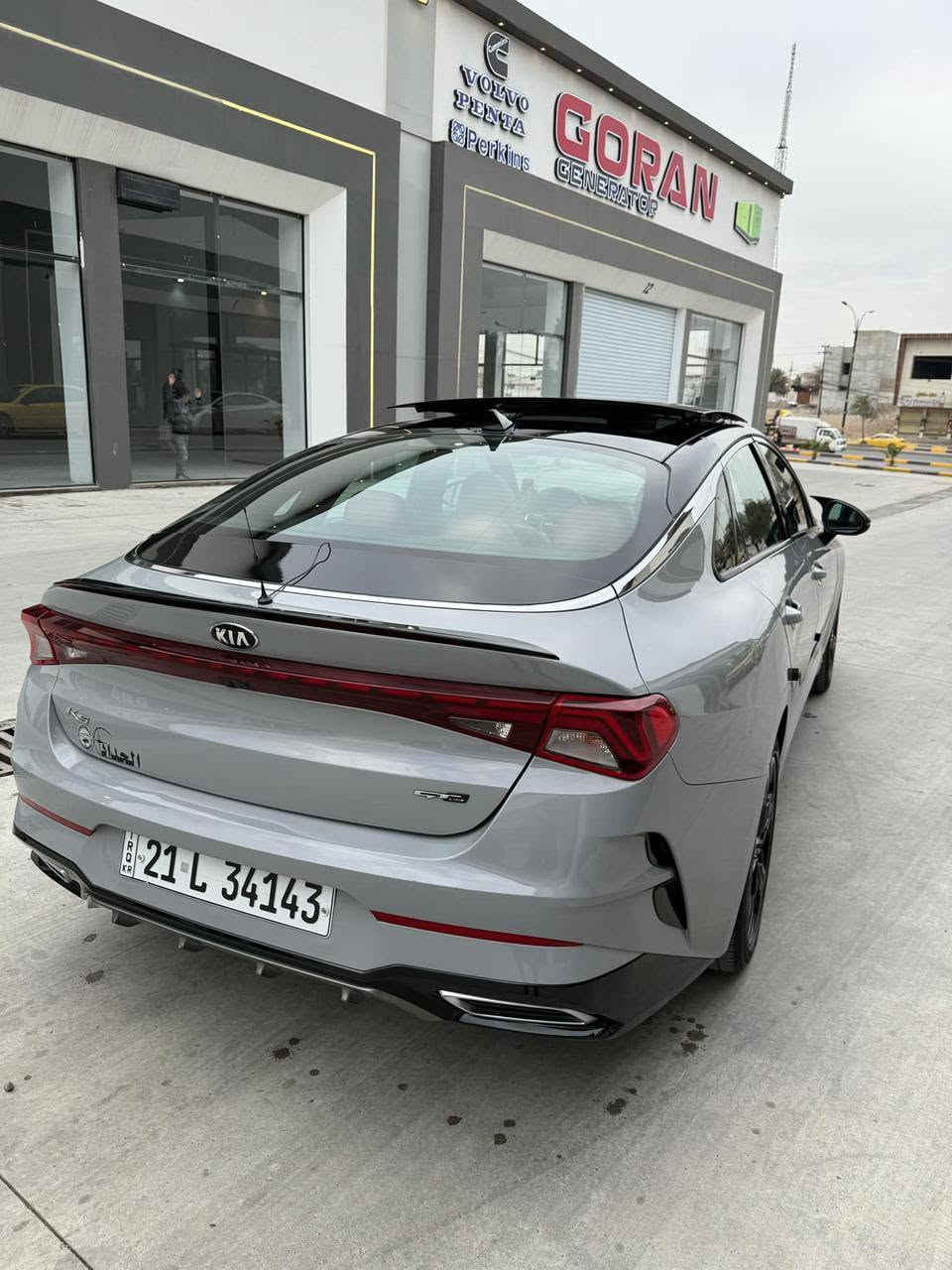 سلام عليكم
مكلف بلنشر
للبيع
كيا K5 موديل 2021 
وارد امريكي ماشية 68 ألف 
محرك 1600Turbo مامفتوح 
كير اوتوماتيك
 ضرر تبديل جاملغ وباب امامي يمين بلادي نفس اللون بيها شويه داخل بلباب 
رقم سليمانية رقم  وهزة وسنويه جديدة بأسمي شرط الوكالة والتحويل 
بصمه تشغيل عن بعد
داخل احمر وكشنات جلد وكهربائي
رادار امامي رادار جانبي رادار خلفي
لايت زينون عالي ناصي عدسات
سيارة جاهزه 
السعر 160$
موصل الايسر 
***********
