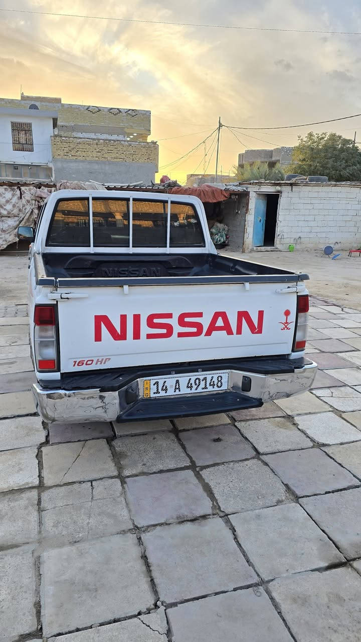 السلام عليكم بيكم نيسان ٢٠١٦ رقم بصره مشروع وطني رقم نكليزي هزه جديده سنويته مجدده لل٢٠٣١ مكفولة من الضربة و صبغ سعره ١٦٠ وبيه مجال مكانها النجف رقم الهاتف ***********
