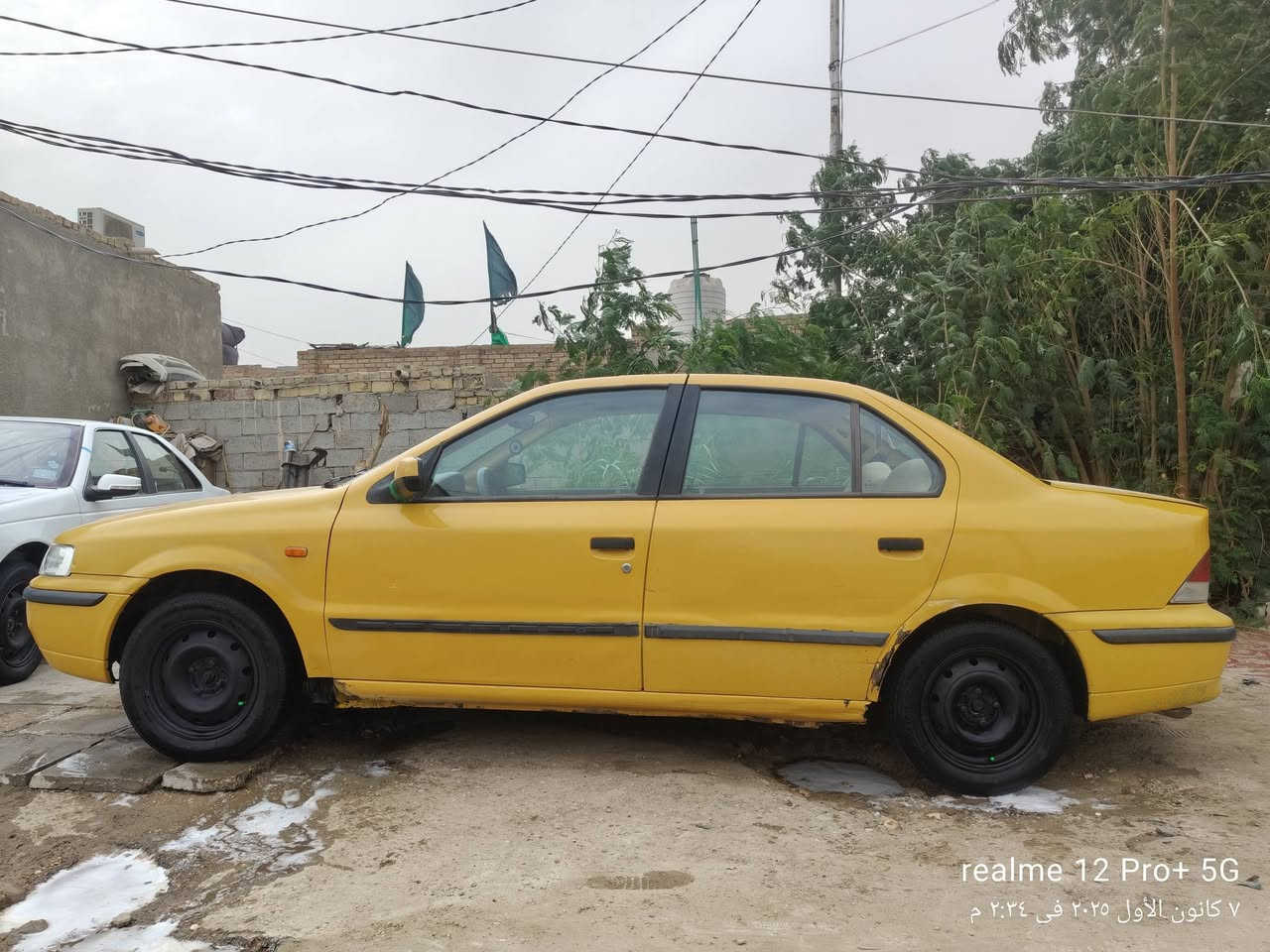 السلام عليكم سمند للبيع موديل ،،11
كير ومحرك فرنسي مكفولة من التبديل والضربة 
المعلومات الاتصال على ***********
