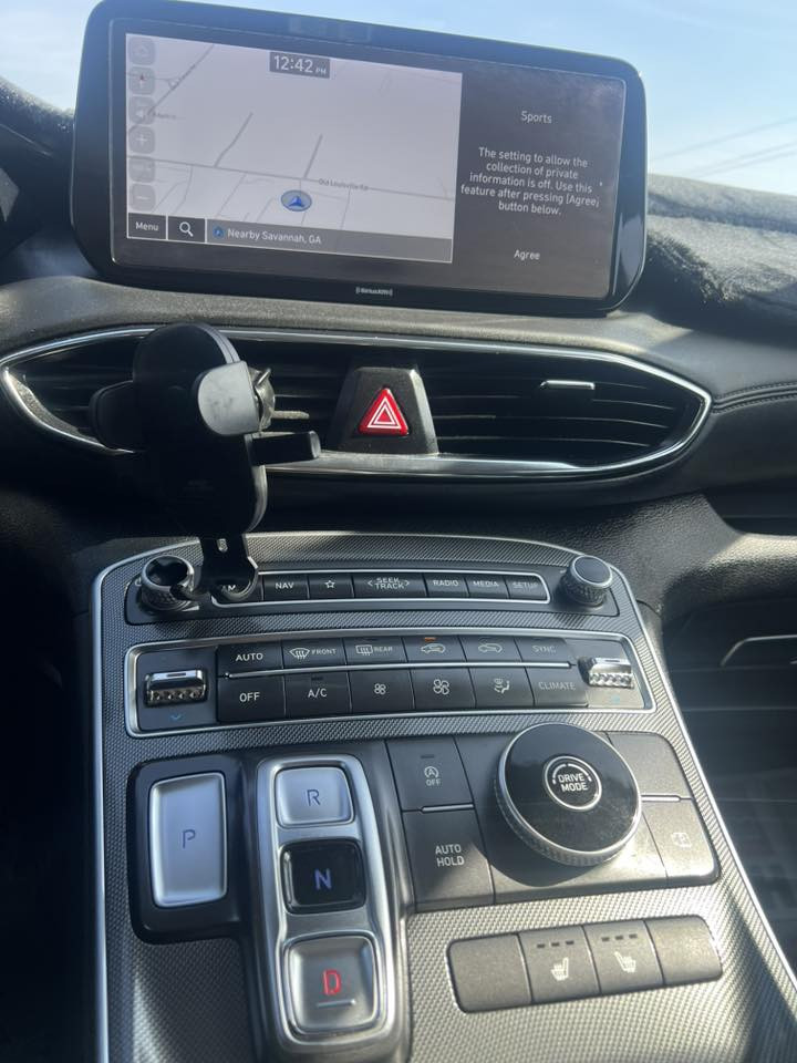 سنتافي موديل 2023
وارد امريكي السياره 

ماشية58 فقط 

وترقيم جديد رقم اربيل 

2500 محرك  

كشن كهربائي 

بصمة ابواب 

بصمة تشغيل

تشغيل عن  بعد

رادار امامي خلفي جانبي 

أنظمة قيادة 4 

comfort

sport

smart

snow

--

اوتو هولد

مانع انزلاق

كيرها يجي  دكم بيانو

تبريد منفصل 

تبريد قطعتين

فور ويل  

فول تحكم استيرن جهتين

شاشة تدعم كار بلي  مع كامرا خلفية دوارة

مانع انحدار 

رادارات جانبيه امامية خلفيه

شحن مبايل واير ليس

مانع تصادم امامي خلفي 

تحديد مسار قيادة آليه 

شفتات استيرن 

تدفئه كشنات

فول تحكم استيرن جهتين

شاشة تدعم كار بلي  مع كامرا خلفية دوارة

مانع انحدار 

رادارات جانبيه امامية خلفيه

شاشة اعطال 

لدات امامي نهاري

بك لايت لد 

منافذ شحن امامي خلفي 

وباقي المواصفات معروفة 

حادث السياره جدا بسيط فقط جاملغ خلفي 
سعرها118

الاستفسار ***********
