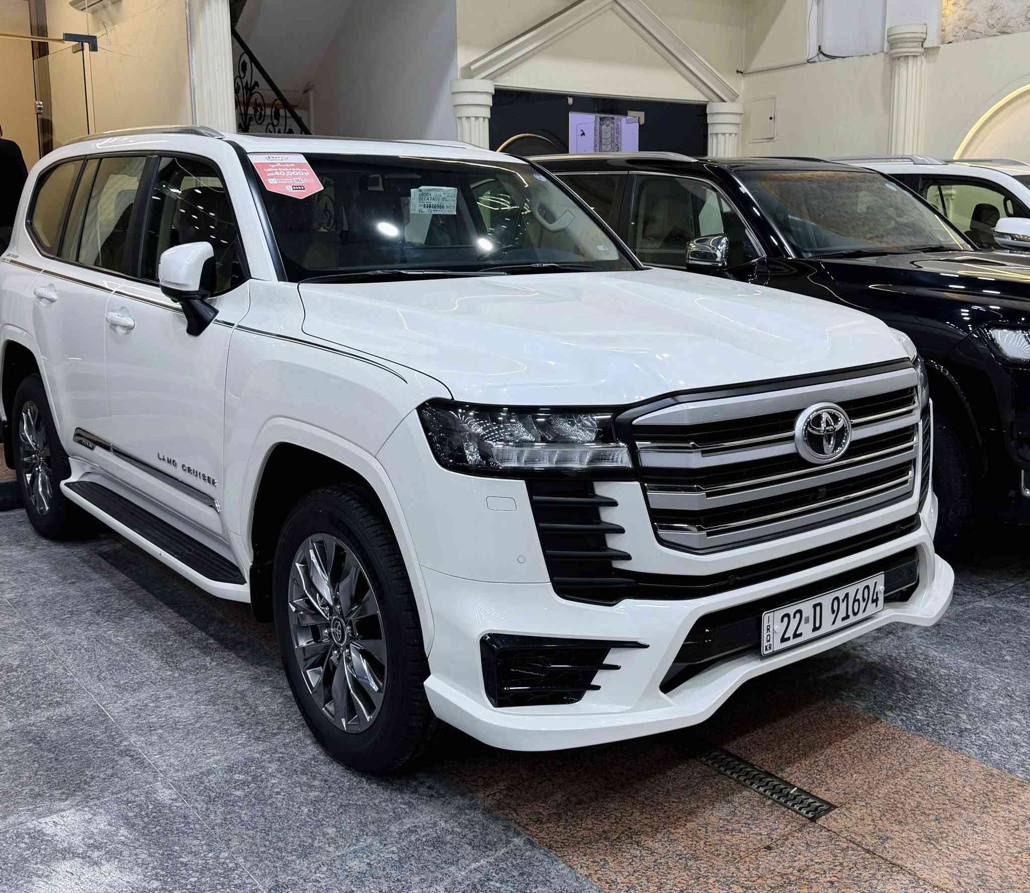 تيوتا لاندكروز موديل 2024 شركه ساز ام ضمان بعده بل ضمان المتدد اصل
ماشيه 32 الف  
رقم أربيل  
الموصفات لمتدد اصل 
أربع كامرات 
فول 
كفالة السعر 725 بيه مجال 
تنفس طبيعي 
مكان سياره بصره لاستفسار ***********
