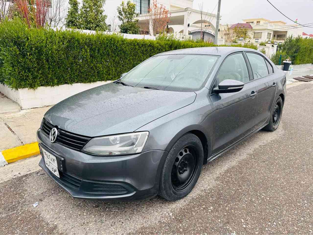 جيتا مؤديل 2014 مواسه فات خه ليجى مه كينه 20 بئ تؤربؤيه مه رغووبه مه كينه گير به شه رته نه كرايته وه پينج پارجه ى په مپه ناوى نيتى ئيرباگ هه مووى به شه رته نه ته قيوه جركه ى تيدانيه 
*********** أربيل, العراق
