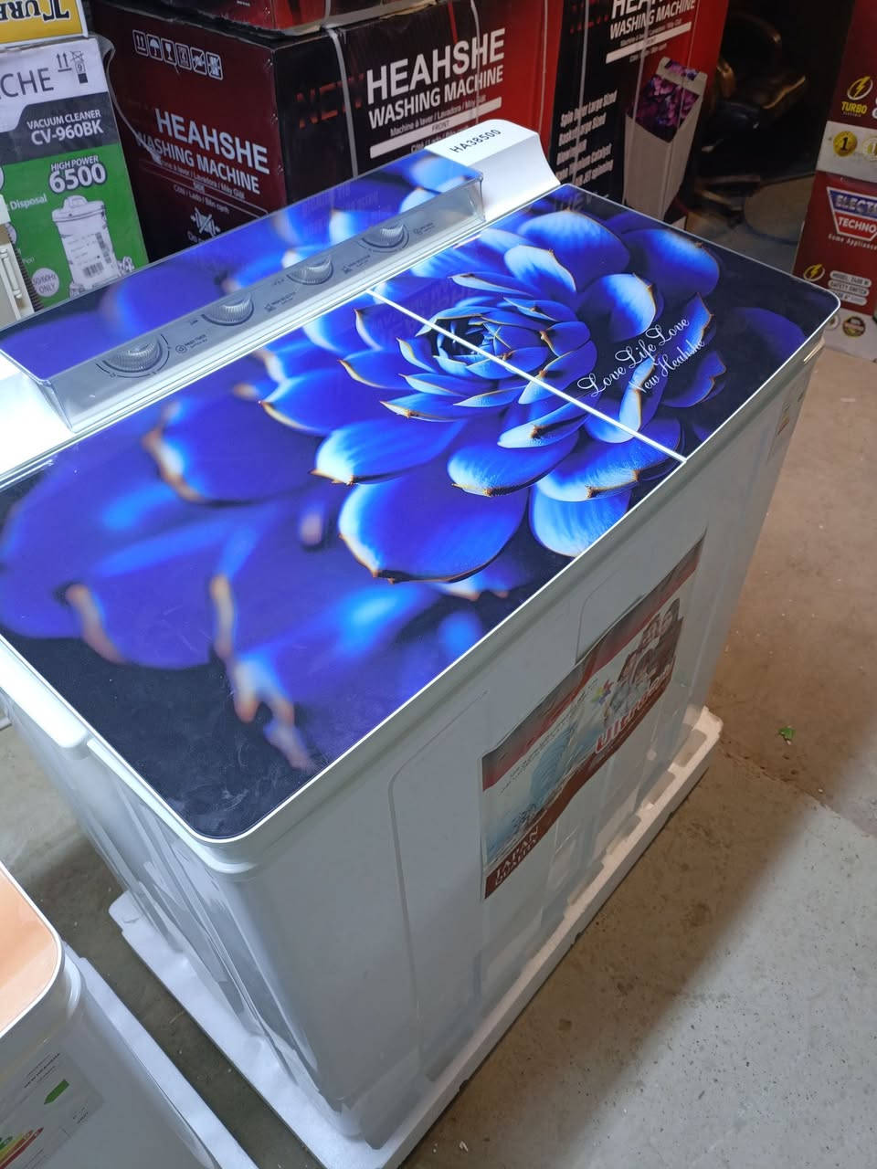 ياالله بتاريخ اليوم الثلاثاء 6/1/كررتلكم عرض بلغسالة ال38كيلو ملف نحاس ماطورين ابواب بلازمة أكرلك ضد الكسر والسعر بلاش بس 150الف لوتلحك لومتلحك طارمية شارع المول مقابيل فلافل قدوري توصيل داخل القضاء مجاني خارج القضاء بكروة***********==***********
