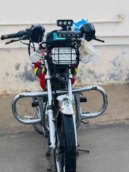 سيفان 20
نضافه فول 
شرط عبالك 25 
سلف نكره 
سعر 480
***********
