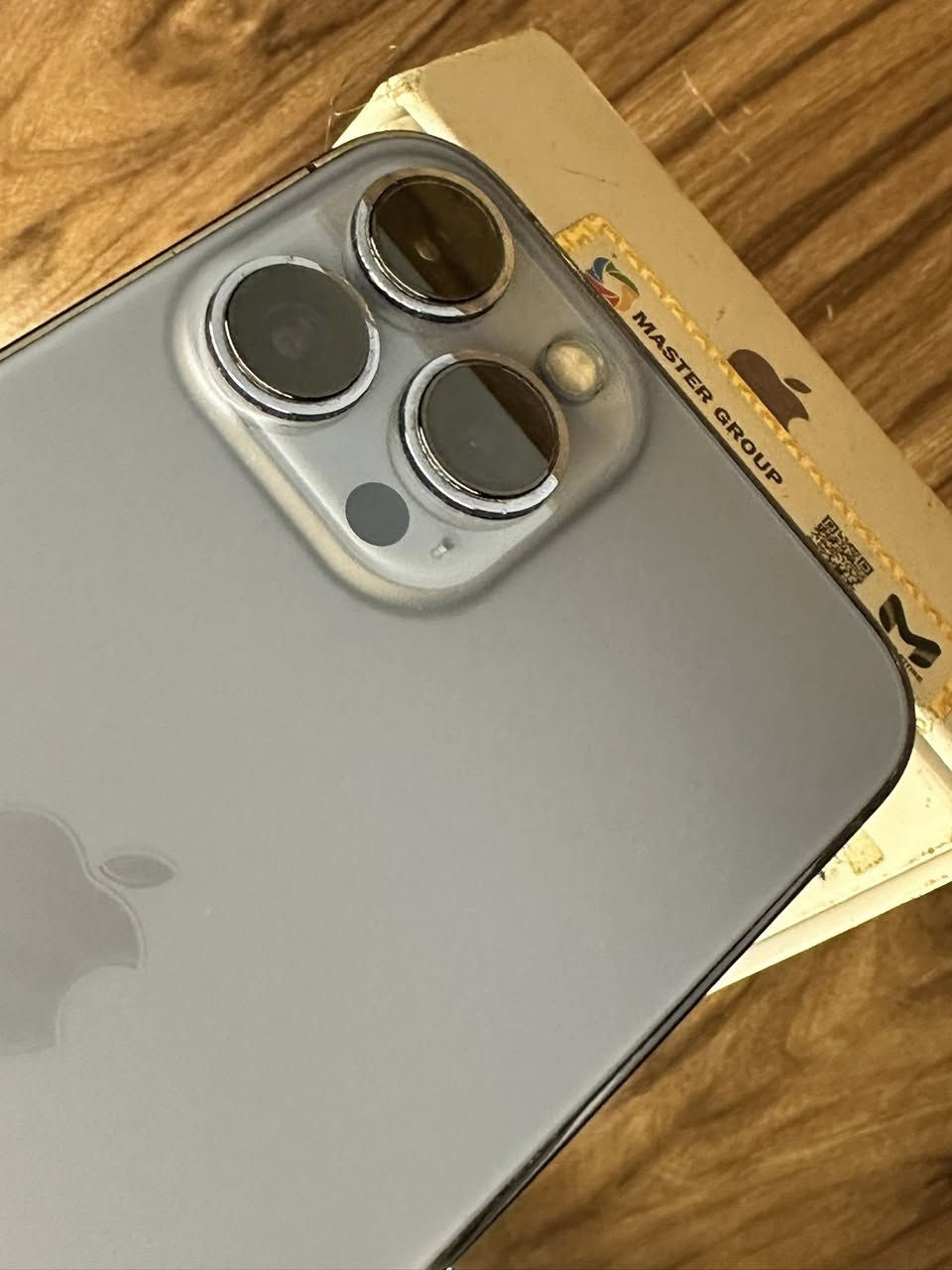 السلام عليكم13برو ماكس اللون بحري مميز
أمريكي 
ذاكرة : 512
بطارية 81% بلاديه 
مبدل شاشة تفصيخ من جهاز ل جهاز  فيس ايدي شغال يقره بس ماياخذ يرادله تنضيف والكامره مستبدله اصليه
نضافه الجهاز %98 كلش نضيف السعر  550وبي مجال بسيط للشراي انشالله🏘️مكاني بغداد حي الاعلام ☎️للاتصال  *********** فقط واتساب توصيل ماعندي
