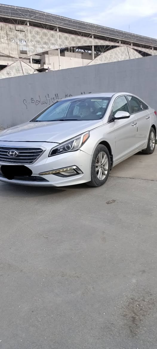 سلام عليكم
سوناتا للبيع 
موديل 2015 شكل ال 17 
امريكي حادثهه حافه البنيد فقط 
صور الحادث موجوده بل منشور 
باقي كفاله 
مكينه كير حداده تخم تاير جديد 
رقم اربيل رقم وسنويه جديده 
كشنات كهرباء تحكمات ستيرن شاشه كامره 
السعر 107 وبيهه مجال 
***********
