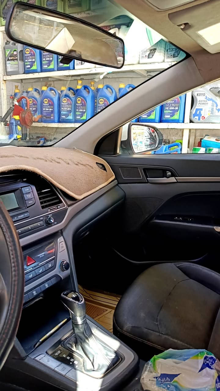 سلام عليكم النترا 2017 وارد امريكي حادثها البنيد راجع بارد والجاملغ الايسر مبدل. سياره جاهزه مابيها اي شي.    رقم ذي قار                                                معوقين  وحاليا السياره حره. تداور بسم المشتري مباشرة حاليا السنويه ساقطه من 2023    السياره  خير من الله محركها مال الشركه نفسيته               سعر السياره 120    ماعليك لابغرامات مال السياره ولا مال السنويه.  تستلم جاهز  والمعوق موجود يداور مباشره   تفاصيل اكثر اتصل على الرقم. ***********  مكان السياره ذي قار
