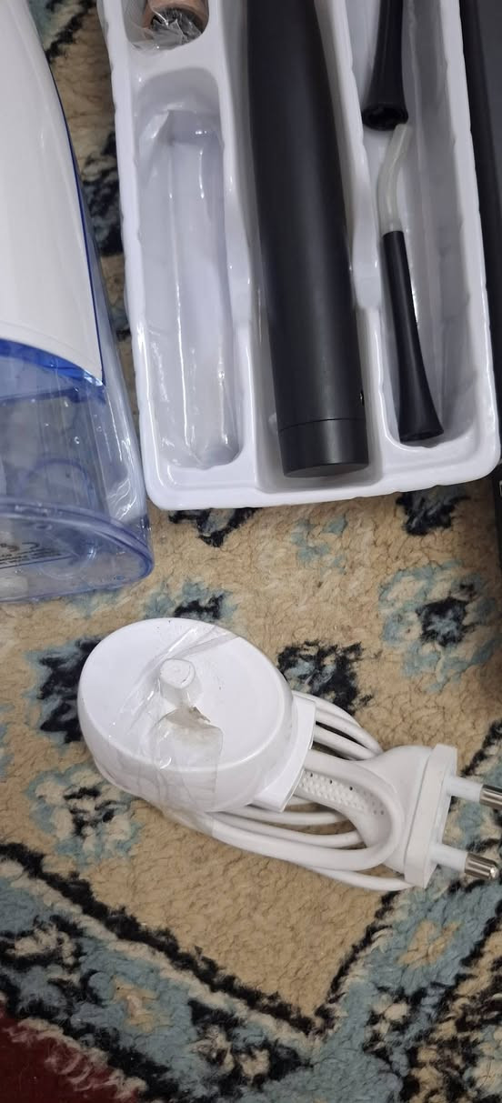 كلهن ب٢٥ مع التوصيل
الخيط المائي بدون كيبل و الباقي شغال


**إذا كنت صاحب هذا الإعلان وتريد حذفه لأي سبب، رجاءا أرسل رسالة إلى الدعم الفني**