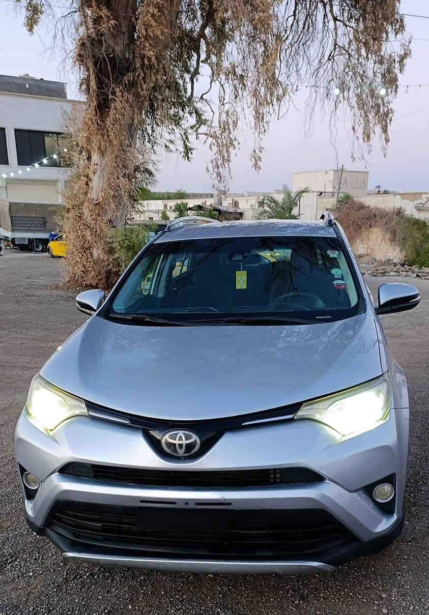 للبيع 
راف فور 
مودل 17
لون سلفر 
رقم سليمانيه باسمي هزه جديده 
ورقم جديد 
حادته 
جاملغ امامي  مال سكن 
وبنيد
سوناره موجود بلمنشور 
مكاني بغداد العامريه 
لاتصال
***********
السعر 
163 وبيه مجال
