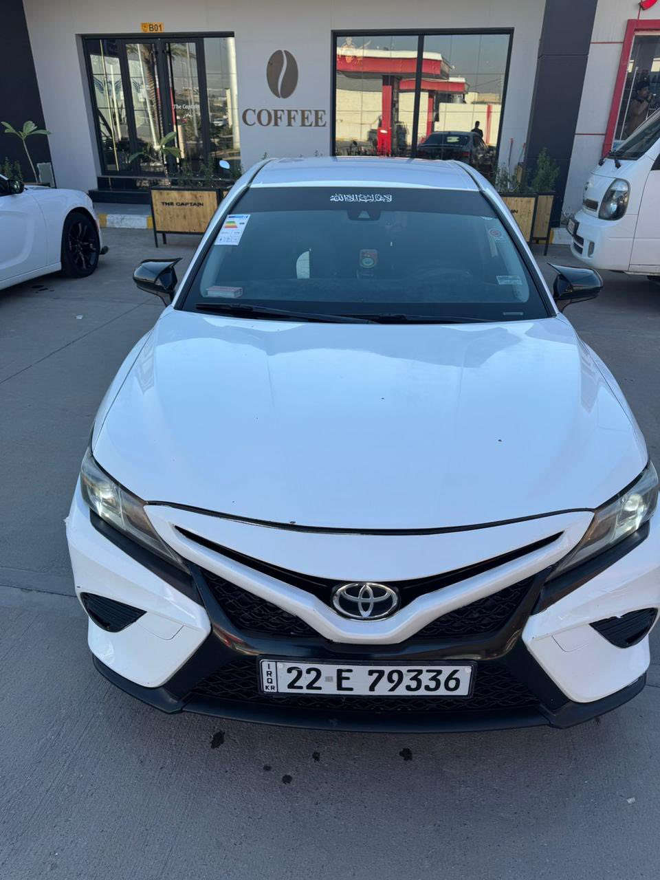 كامري لبيع موديل 19
كدام عينك سياره ضرر سياره كدام عينك 
وسعره ١٥٥
وهذا رقمي ***********
