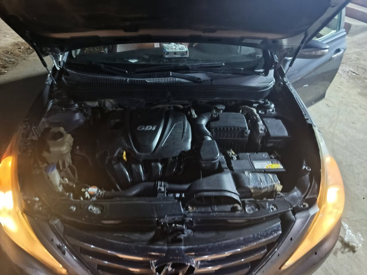 سلام عليكم سوناته للبيع ٢٠١١ امريكي بيه جاملغ وباب سايق مكينه وكير جدد سياره بسمي مكفوله من لعيب شرعي ول اوصوليات وهاي صوره كدامك سعره 75 وبيه مجال قليل مكاني شطره
 ***********
