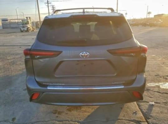 🚨 تنويه مهم
هذه السيارة معروضة بالمزاد الأمريكي 🇺🇸
والمزايدة والشراء تتم عن طريق مزاد دبي لمزاد السيارات الامريكي 🇮🇶
───────────────
📅 تاريخ المزاد: 
الاثنين :12/1/2026
💰 السعر: يتحدد في المزاد 
 TOYOTA HIGHLANDER LE 2024
⚠️ الضرر المسجّل : امامي, جانبي 
📊 الممشى:    mi 11.213  
🛠️ المحرك 2.4L/4
───────────────
📍 نظام تتبع مباشر: تشوف سيارتك لحظة بلحظة
🚛 تخليص كامل عن طريق الشركة بضمان.   
ملاحظه جدآ مهمه شركتنا وفرت إلى زبائنا الكرام أن يكون دفع المبلغ بشكل دفعات لحين وصول السياره الى ميناء ام قصر 
───────────────
📞 للتواصل:
📲***********
📱 ***********
📍 موقع البصره تقاطع المشراك مقابل مستشفى المواساة
